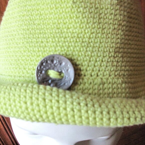 Lime Green Knitted Hat - Vintage Ladies' Floppy Knit Bucket Hat 21.5" Band Small - Picture 3 of 5